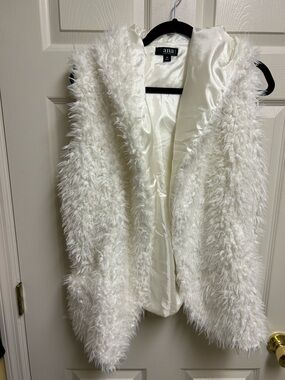 ana White Faux Fur Hooded Vest